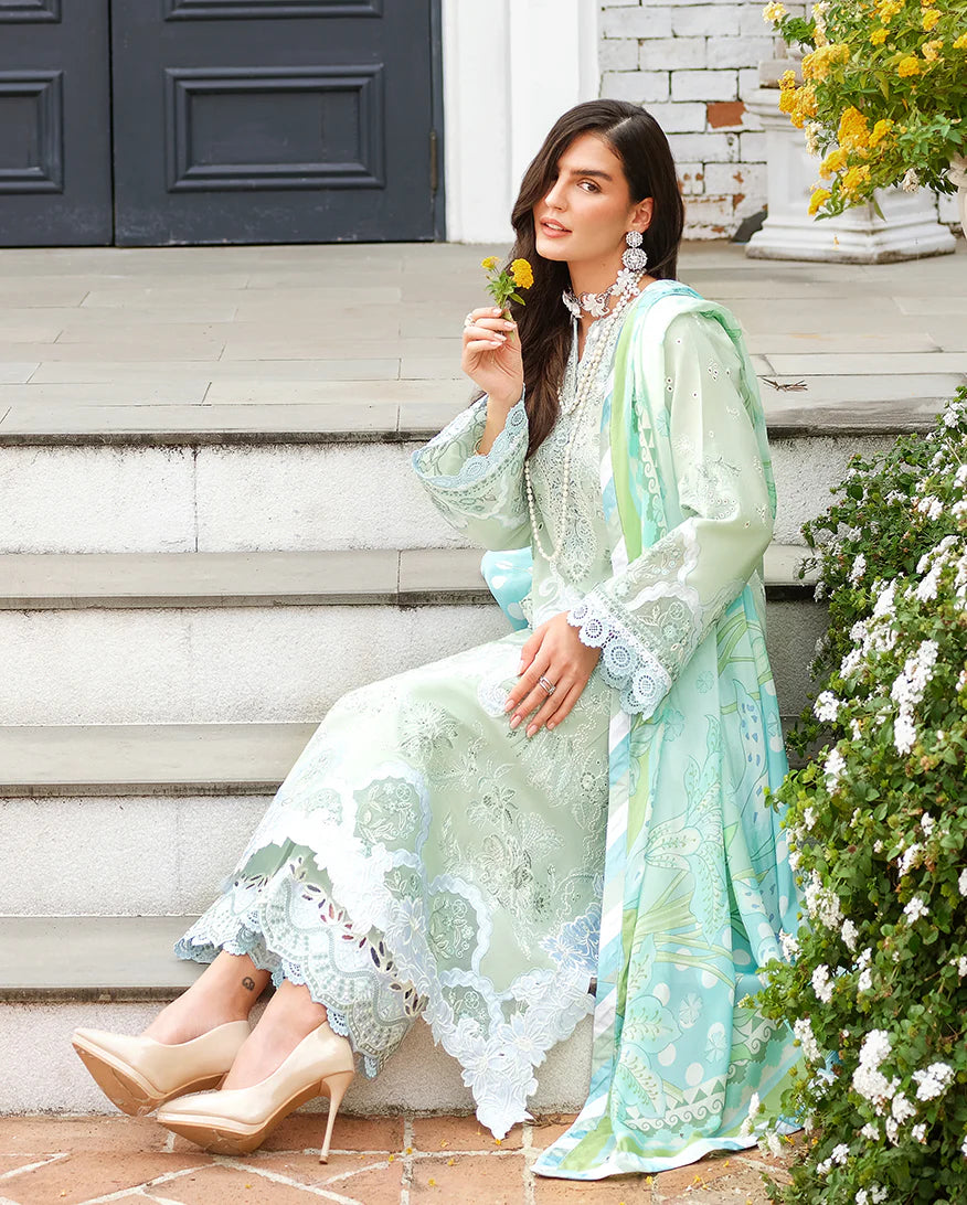 Amoi luxury lawn by Mushq (Love Escape)