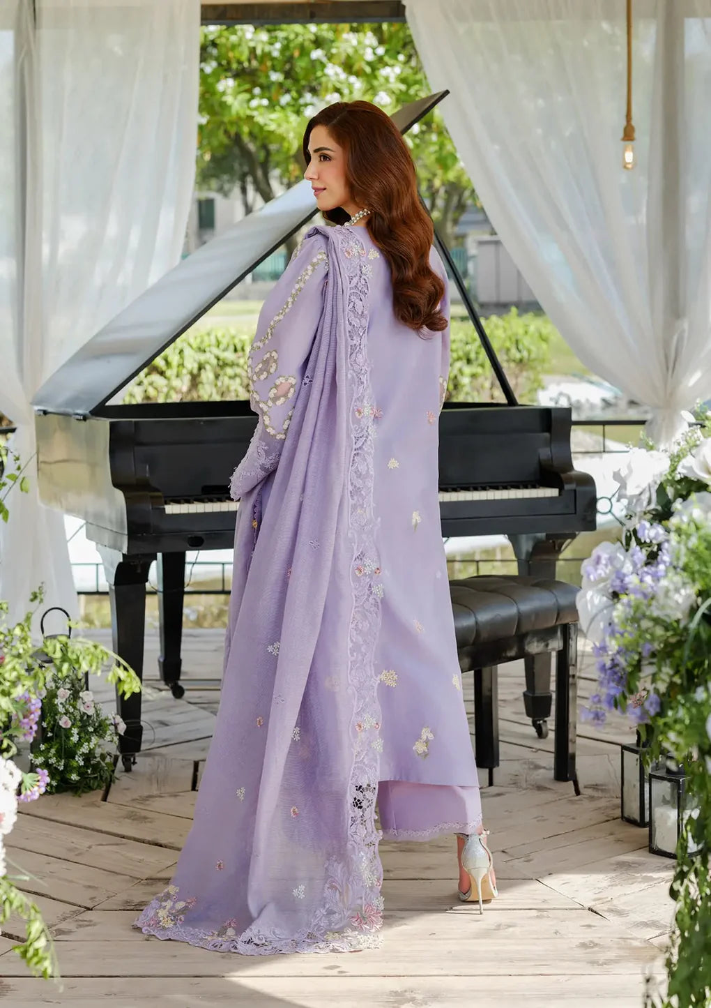 Luxury Lawn Vol-02 By Elaf`25 ELH-3A PARIS HUES