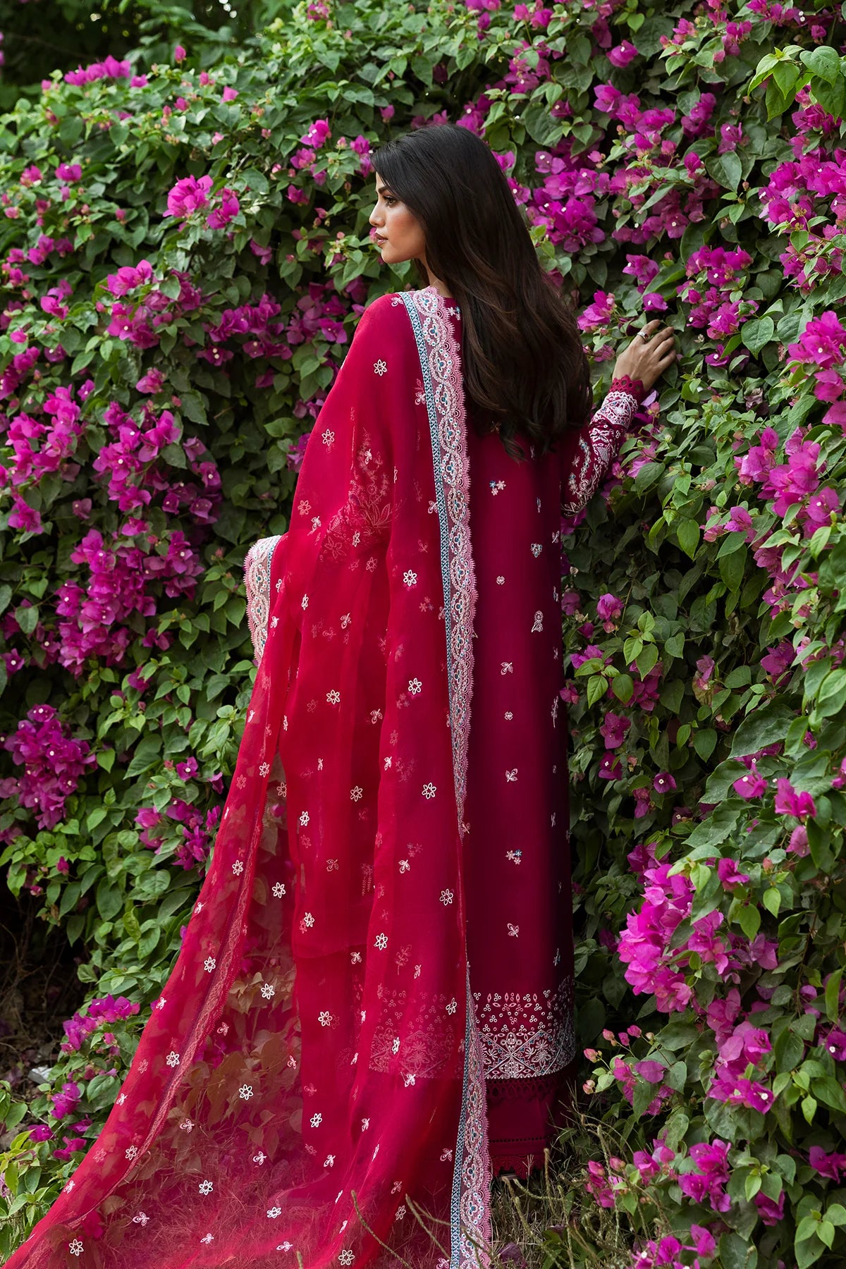 Mulaqaat Festive Lawn By Afrozeh Edit'25 Humnasheen