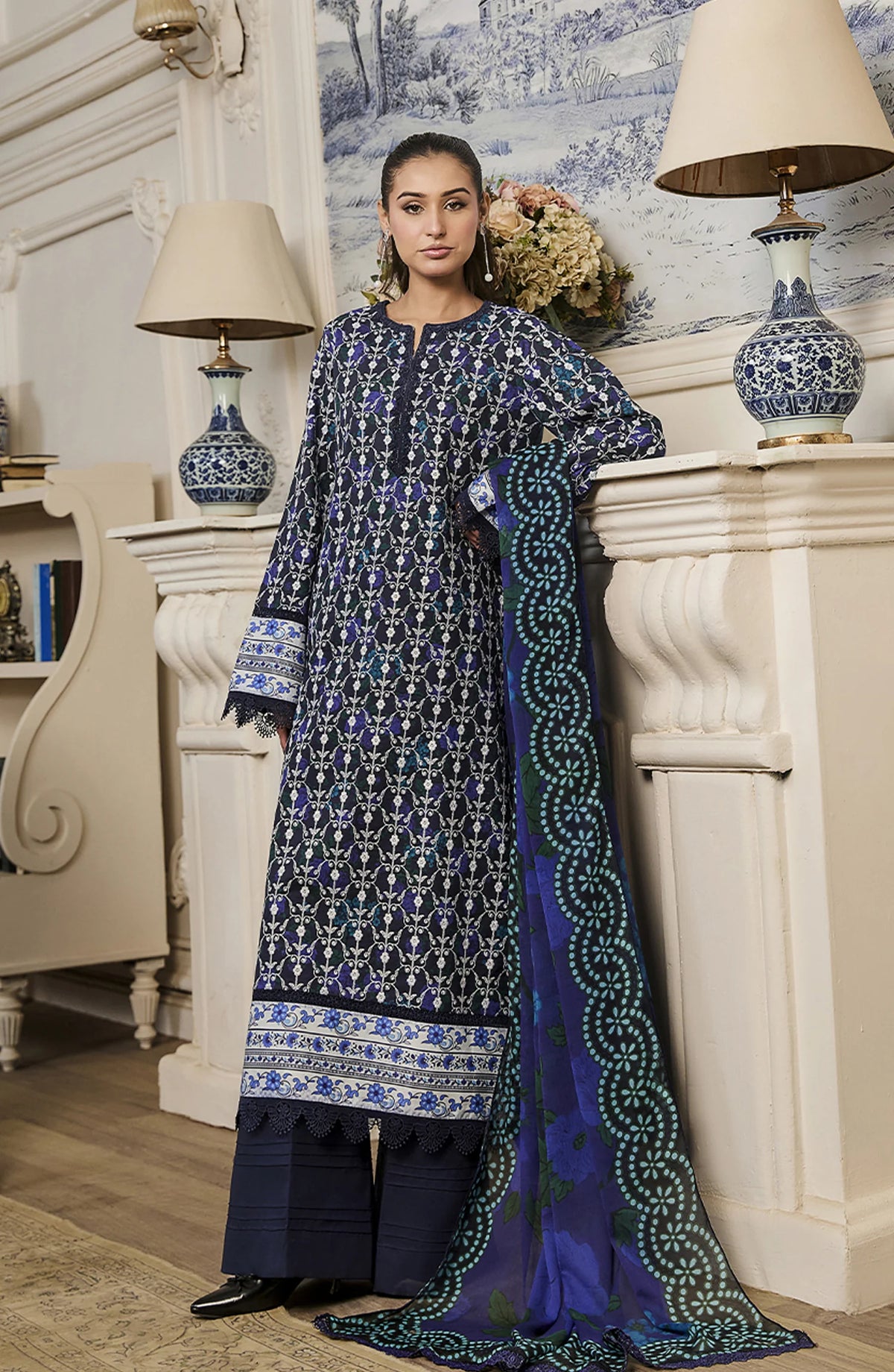 Raha by RajBari Chikankari Lawn (D-02)