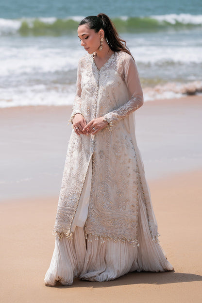 Kamari Wedding Formals by Emaan Adeel | Nova