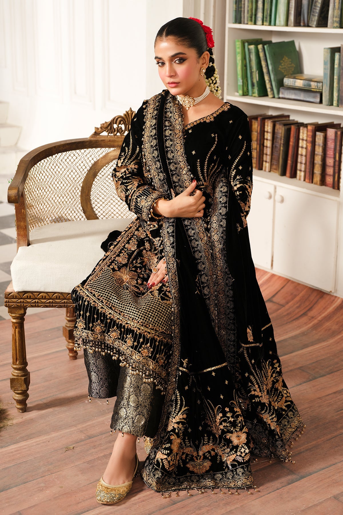 Sheen Luxury Velvet by Raeesa | Naz