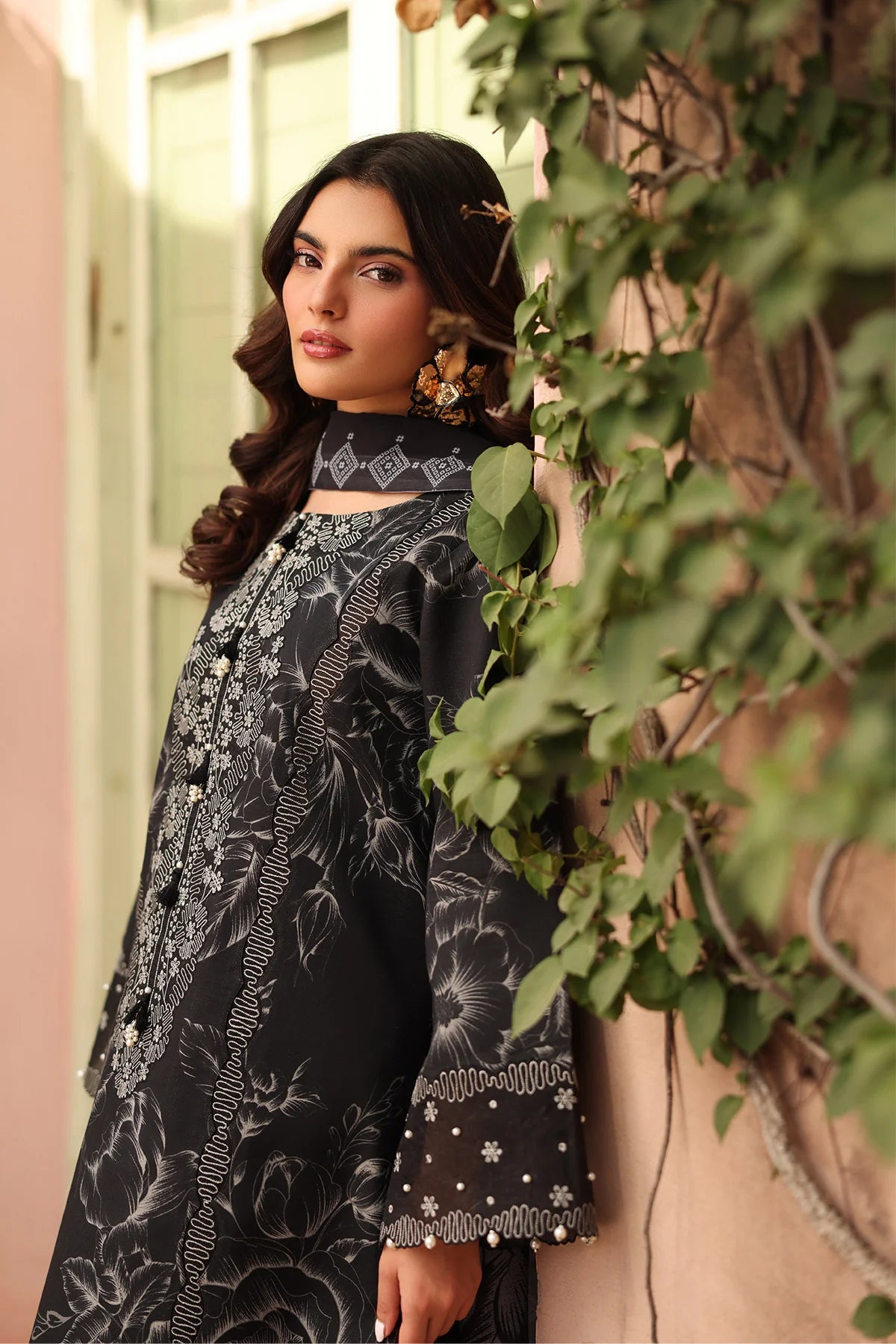 Sheen By Alizeh Embroidered Printed`25 D07-AZLIN