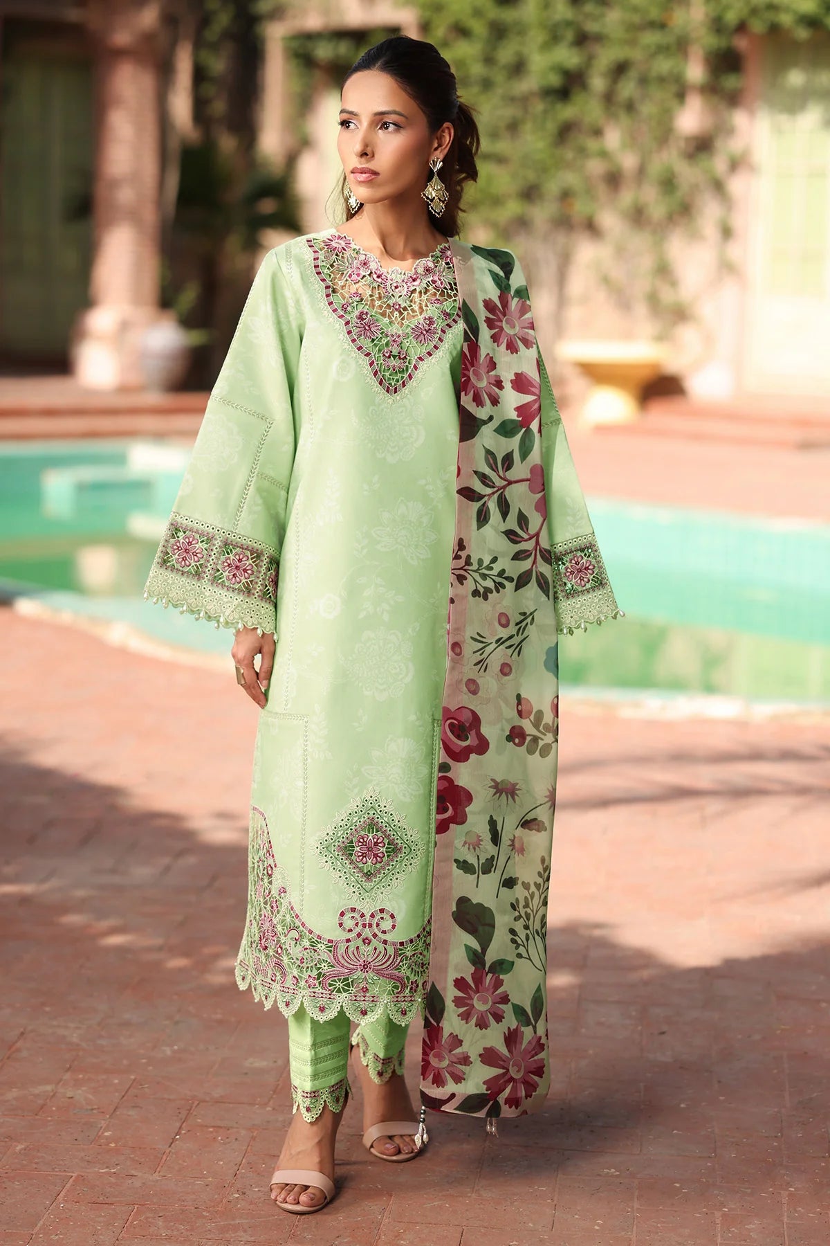 Sheen By Alizeh Embroidered Printed`25 D04-NUMA