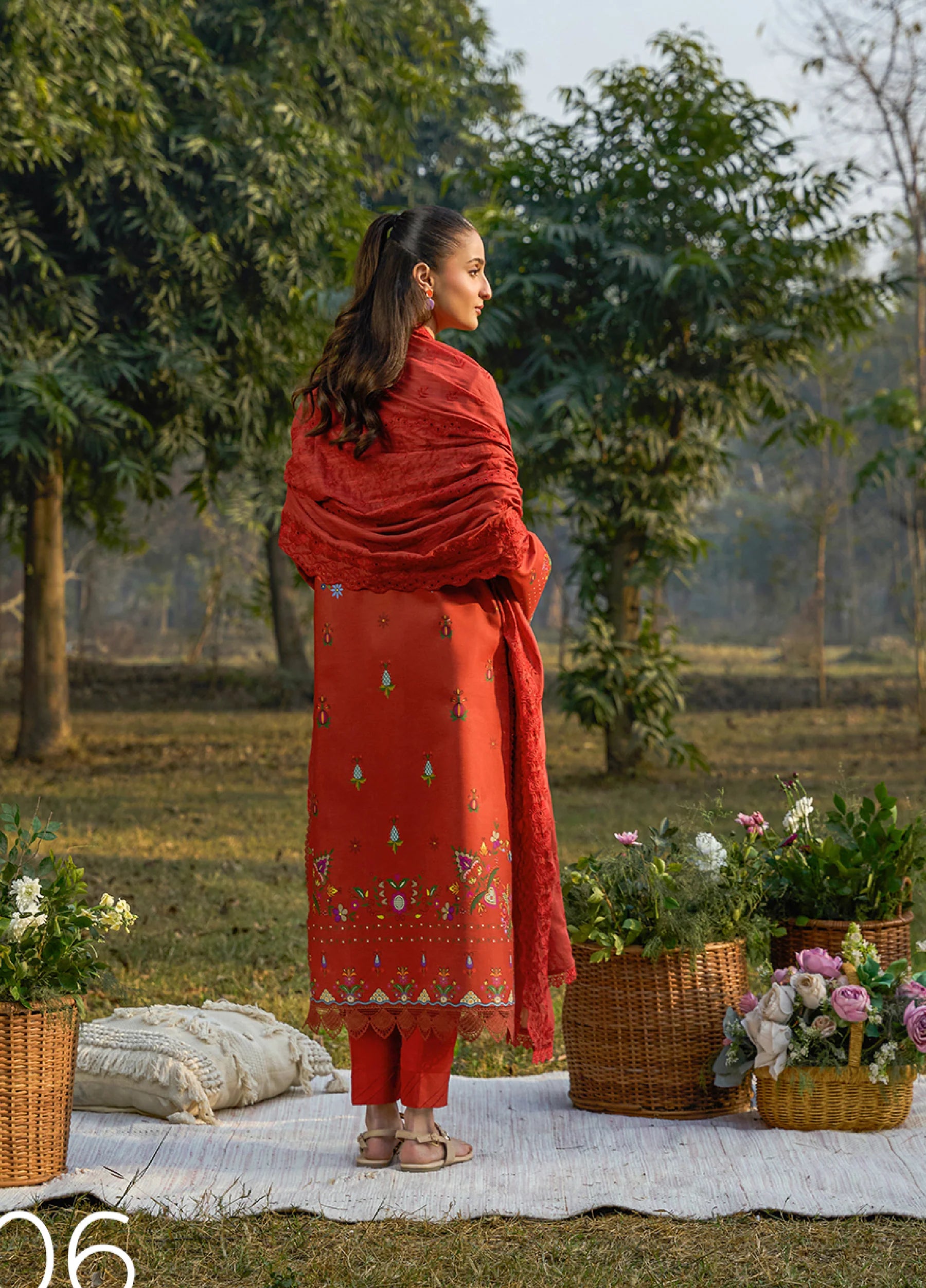 Raha Summer Prints by RajBari (RB26URS D-06)
