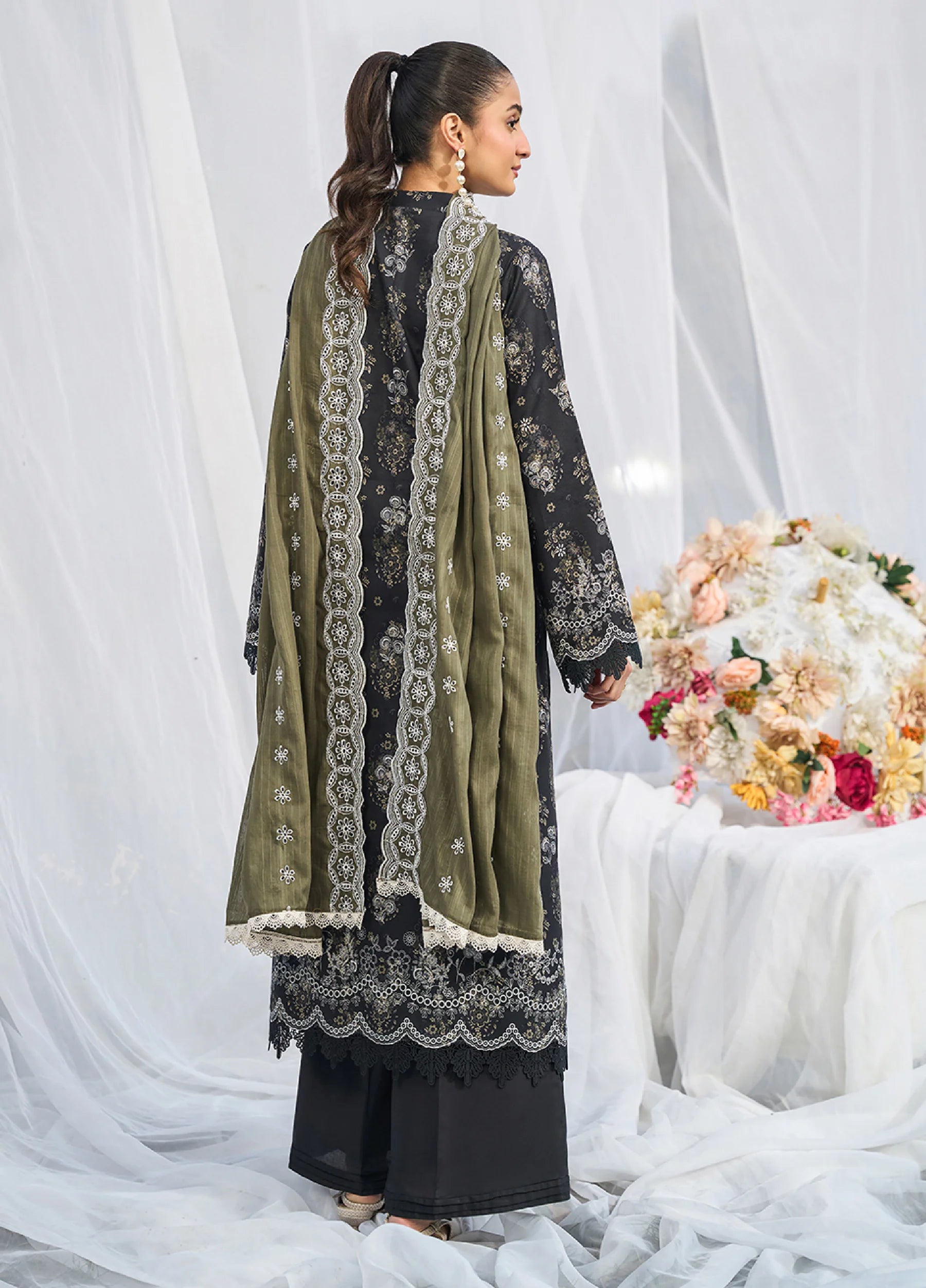Raha Summer Prints by RajBari (RB26URS D-08)