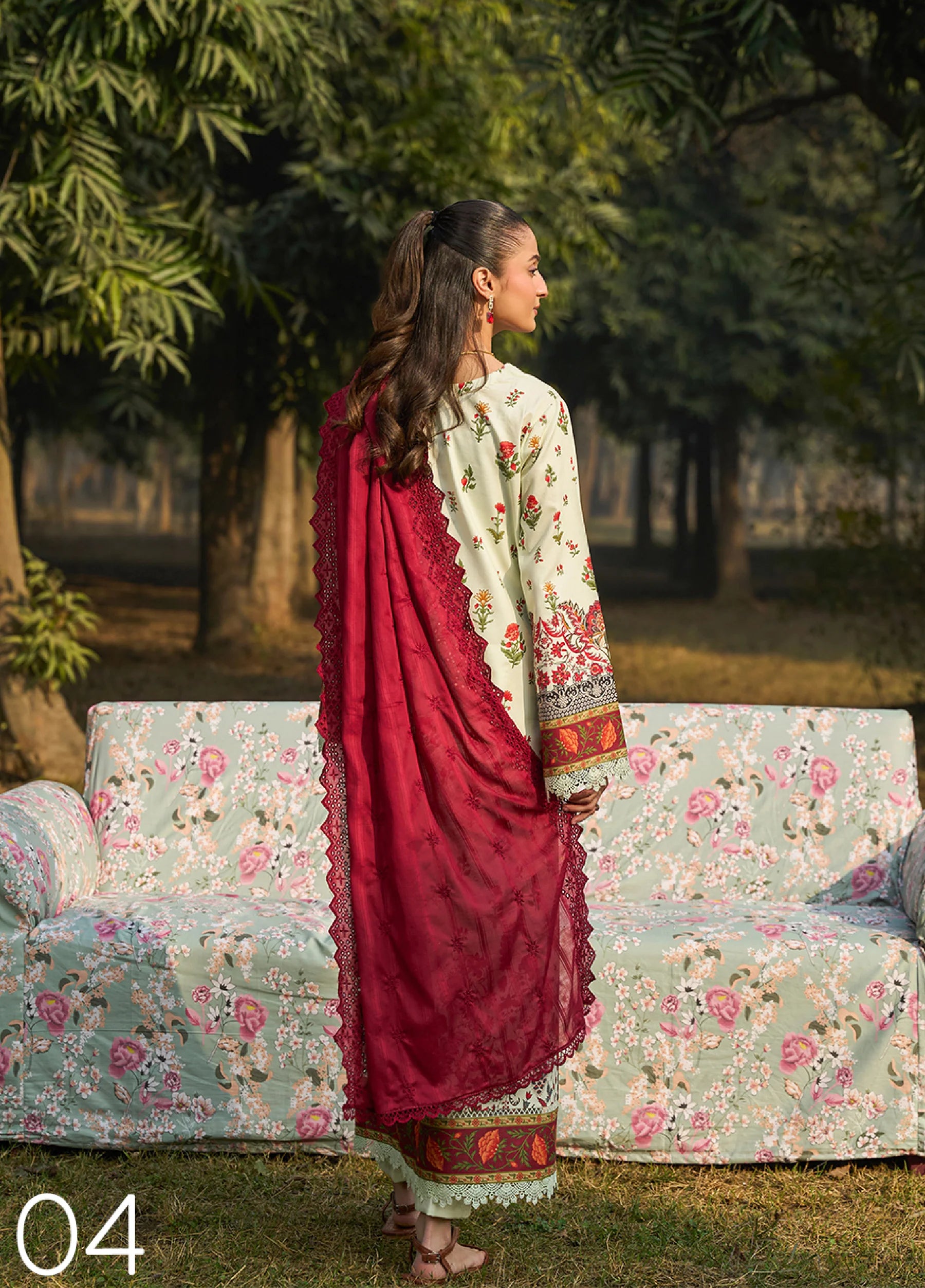 Raha Summer Prints by RajBari (RB26URS D-04)