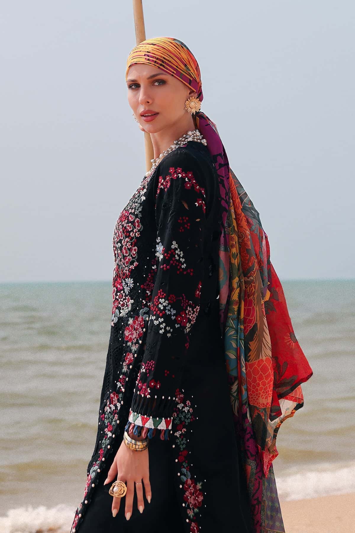 Afrozeh Luxury Lawn Edit'25 Elva