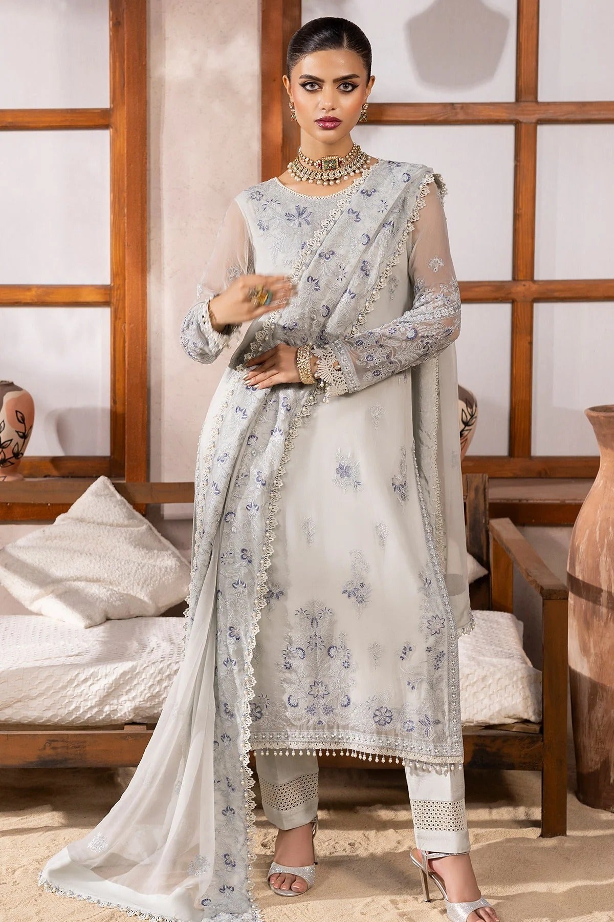 Hayat by Razab (HYT-4054)
