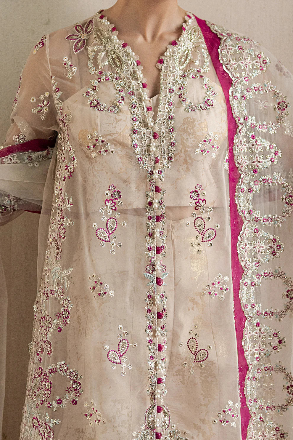 Pehli Nazar`25 by Ayzel Rangrez