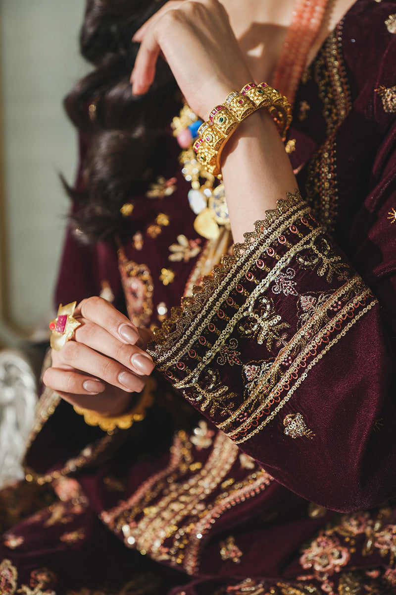 Tehwaar by Rang Rasiya - Luxury Velvet Wedding Edition (D4 MEHER UN NISA)